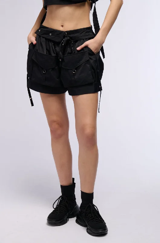 KADEN CARGO MINI SHORTS IN BLACK